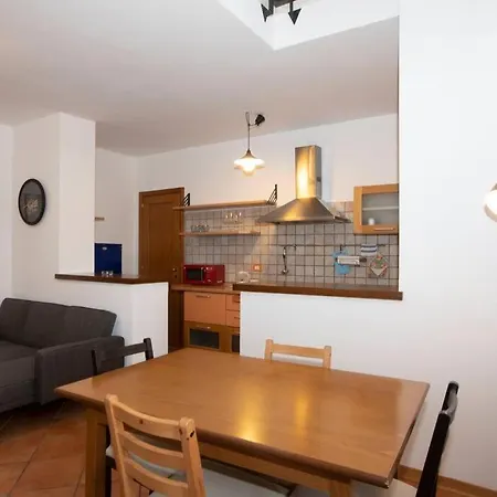 Apartament Vicino Al Centro Con Parcheggio